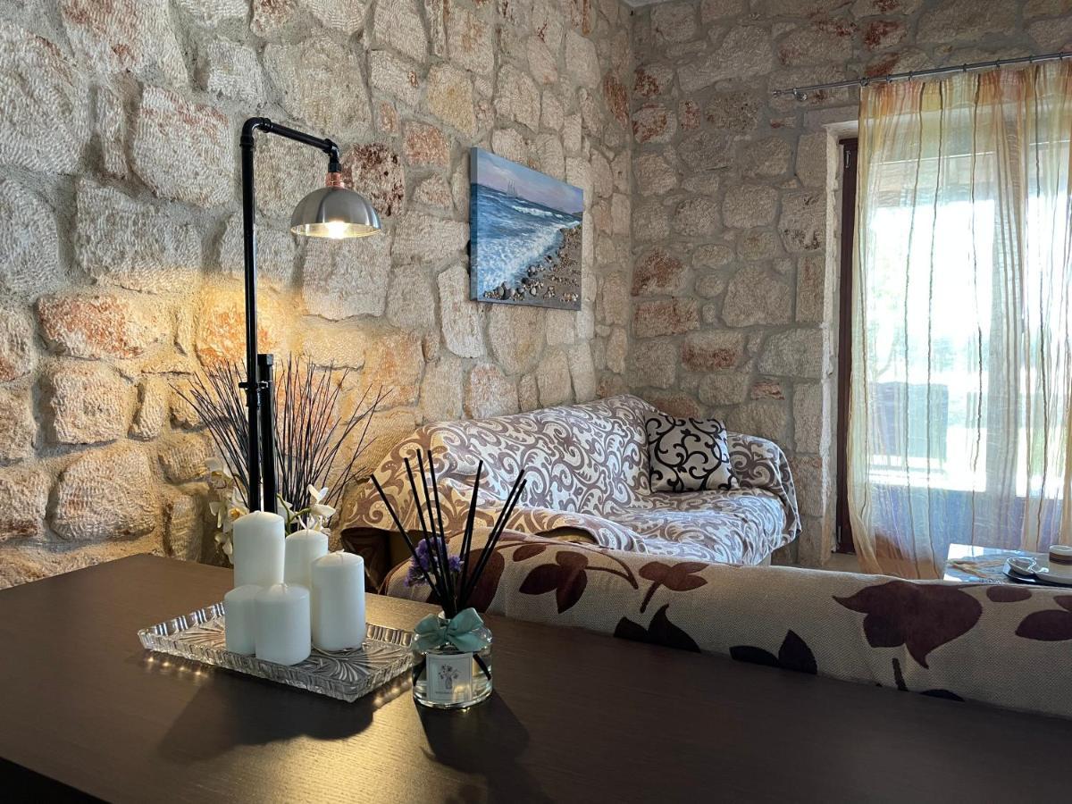 Villa Jordan'S Stone House Siviri Exterior foto