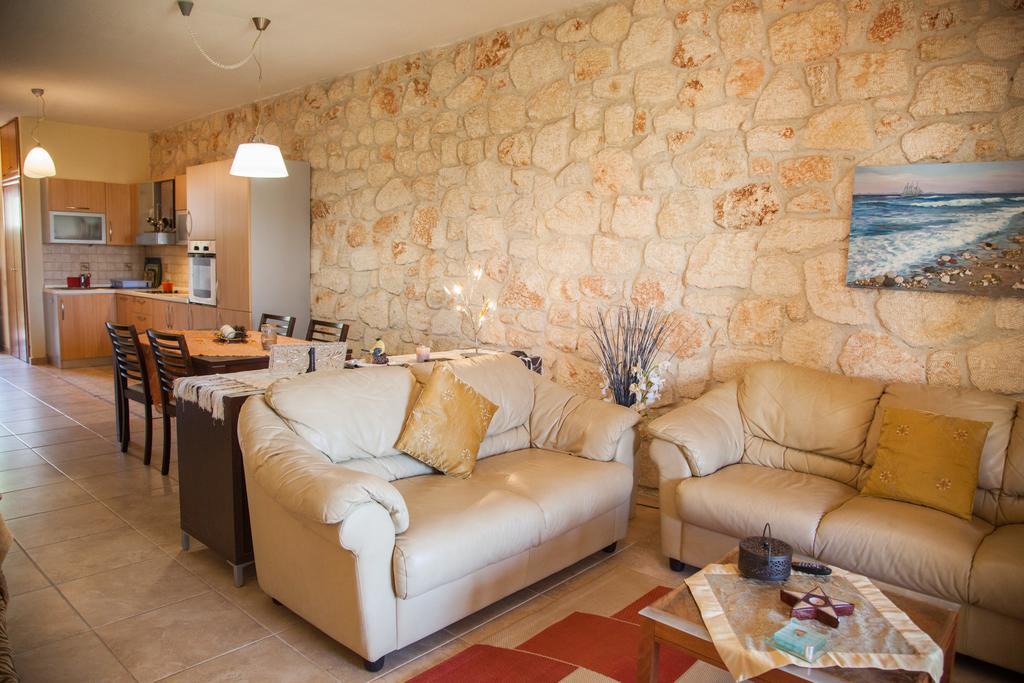 Villa Jordan'S Stone House Siviri Exterior foto